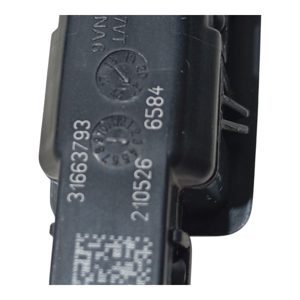 Luz Cortesia Traseira Esquerda Volvo Xc60 2.0 Recharge 2022 3