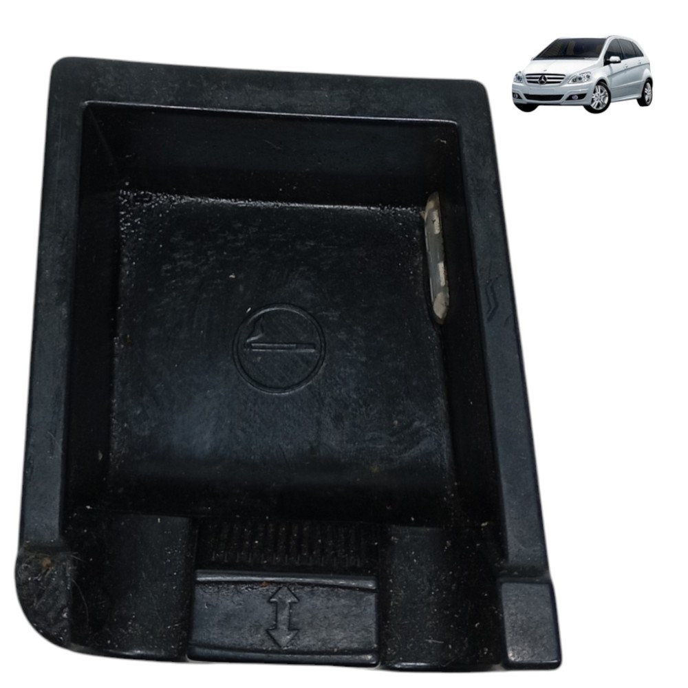 Cinzeiro Console Mercedes Benz B180 2011