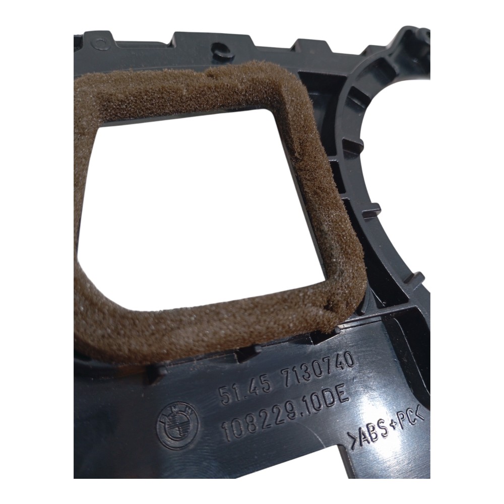 Suporte Moldura Saída De Ar Painel Bmw 320i 2.0 E90 2010 4