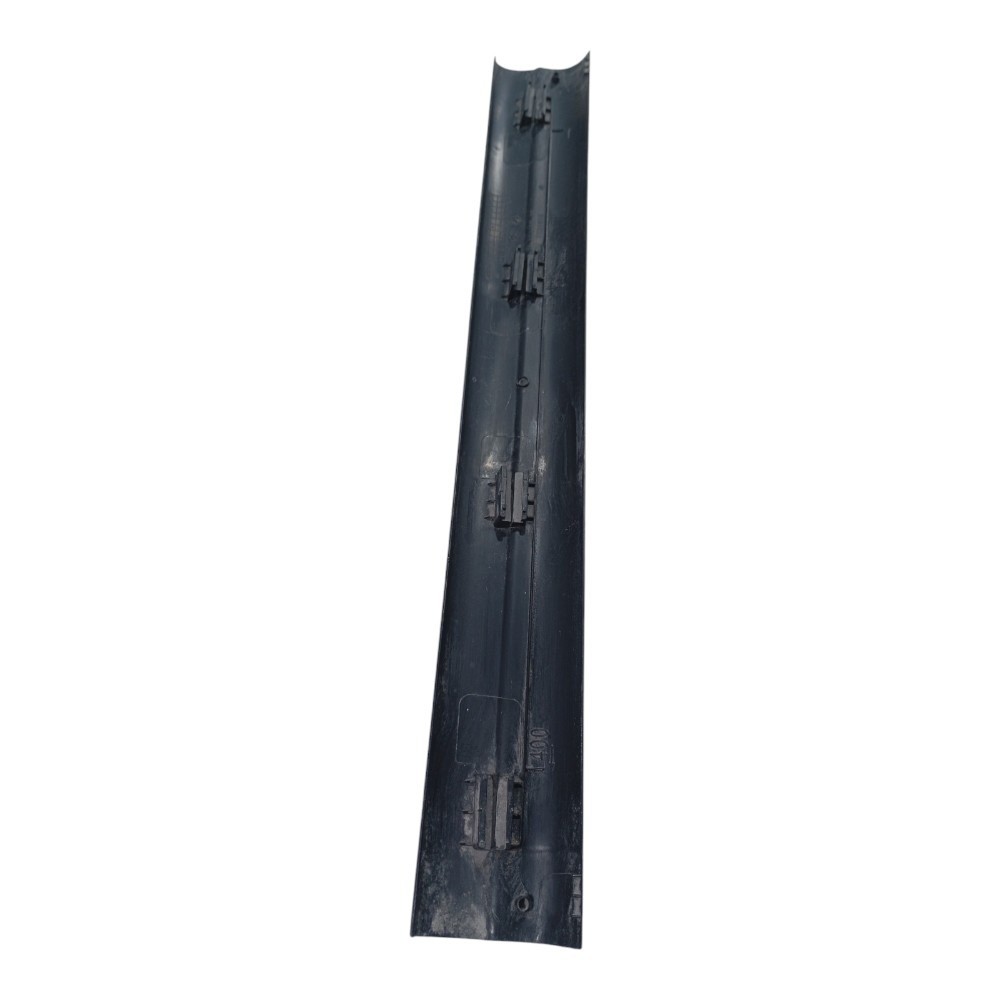 Soleira De Porta Dianteira Esquerda Bmw 325i 2.5 E46 3