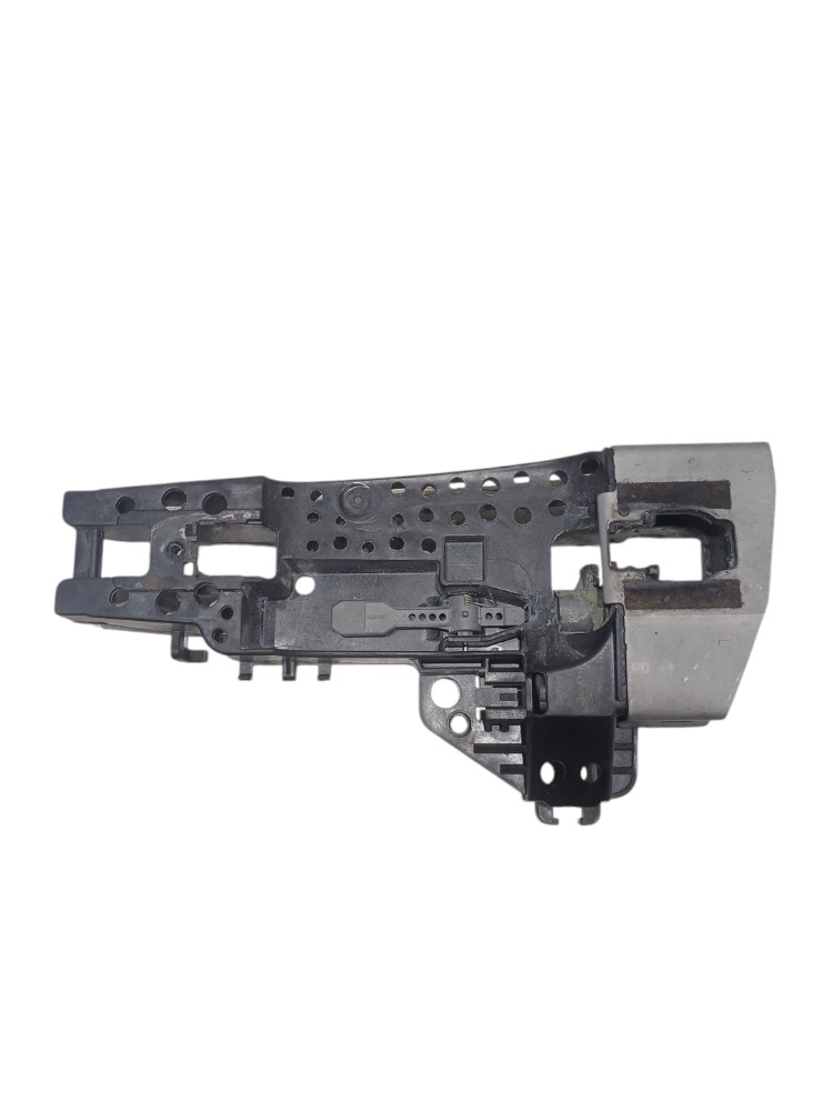 Suporte Maçaneta Externa Dianteira Esquerda Audi Q3 2.0 2014 Preto 5