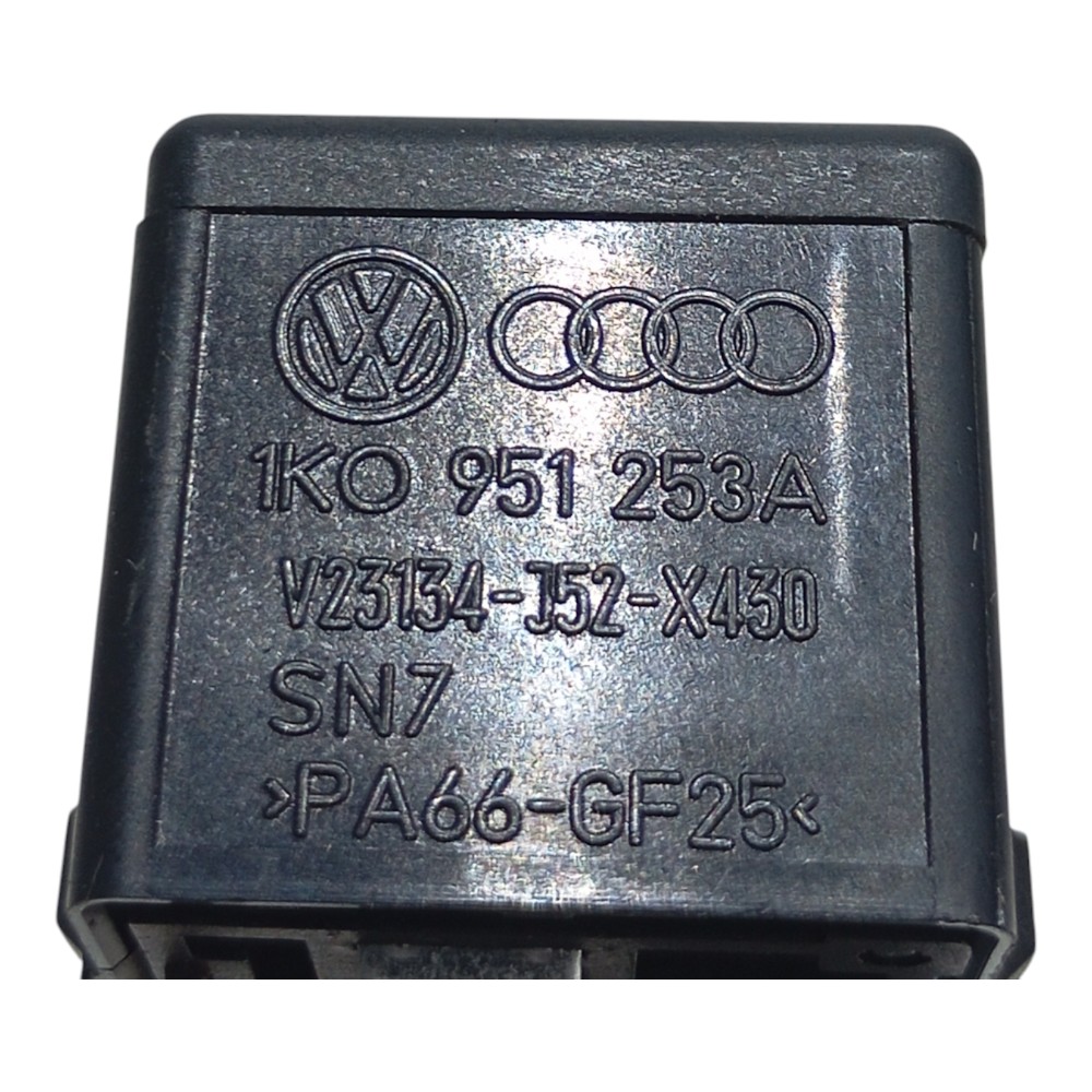 Relé 460 Auxiliar Volkswagen Jetta 2.5 2007 2008 1k0951253a 2