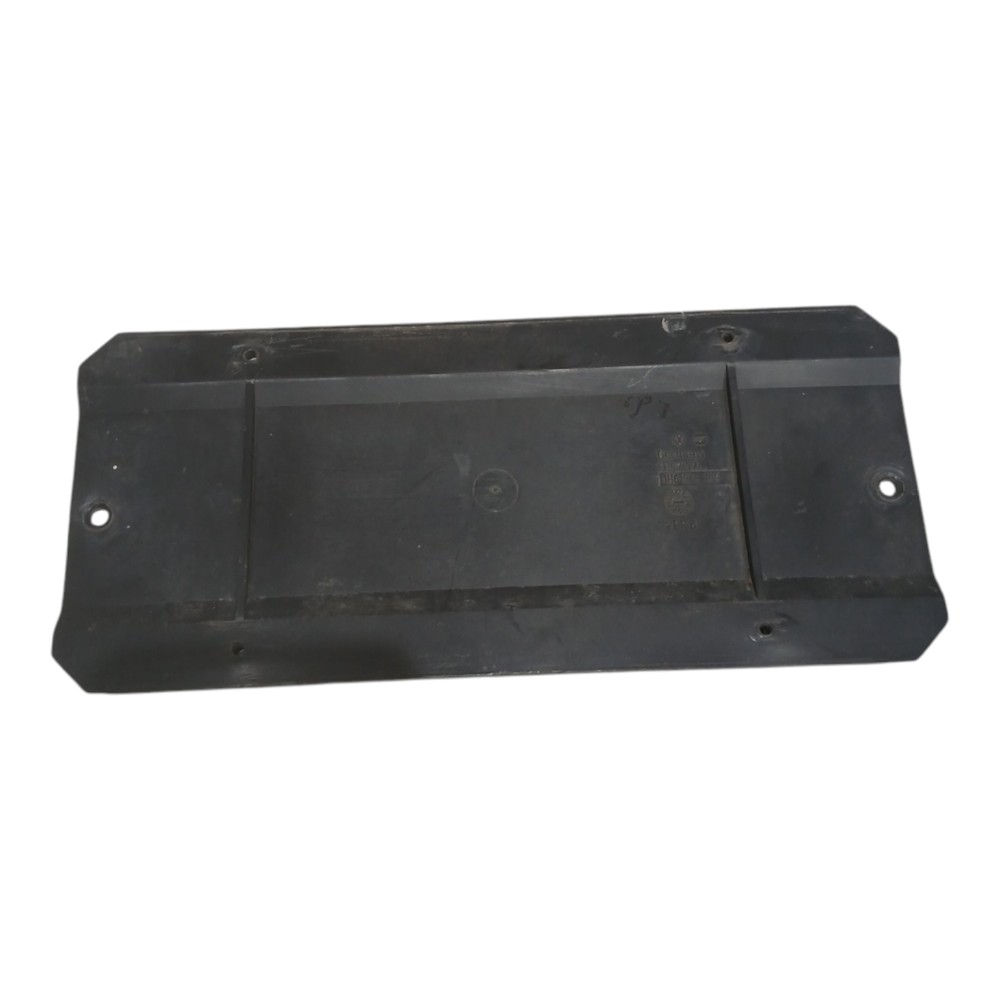 Suporte placa traseiro audi a3 2.0 sportback 2011