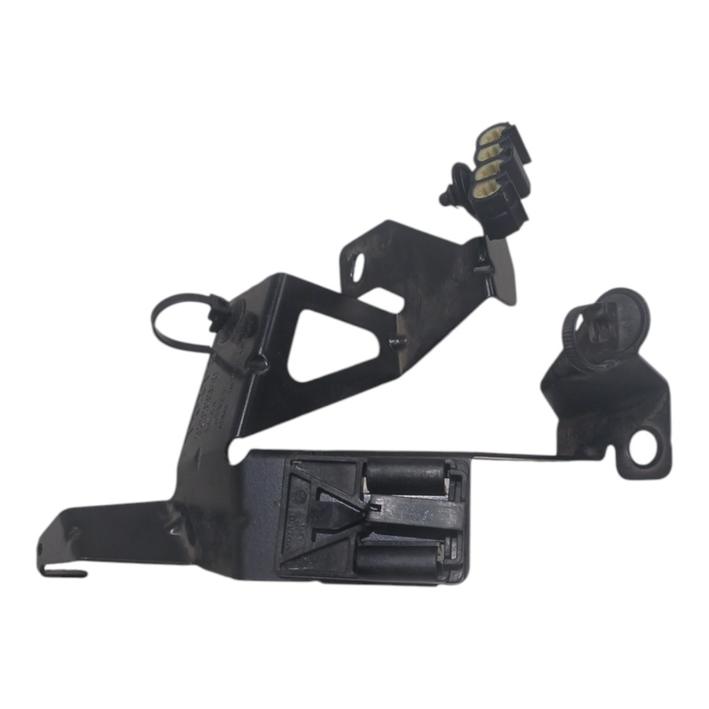 Suporte Chicote Do Motor Volvo Xc60 2.0 Recharge T8 Awd 2022 3