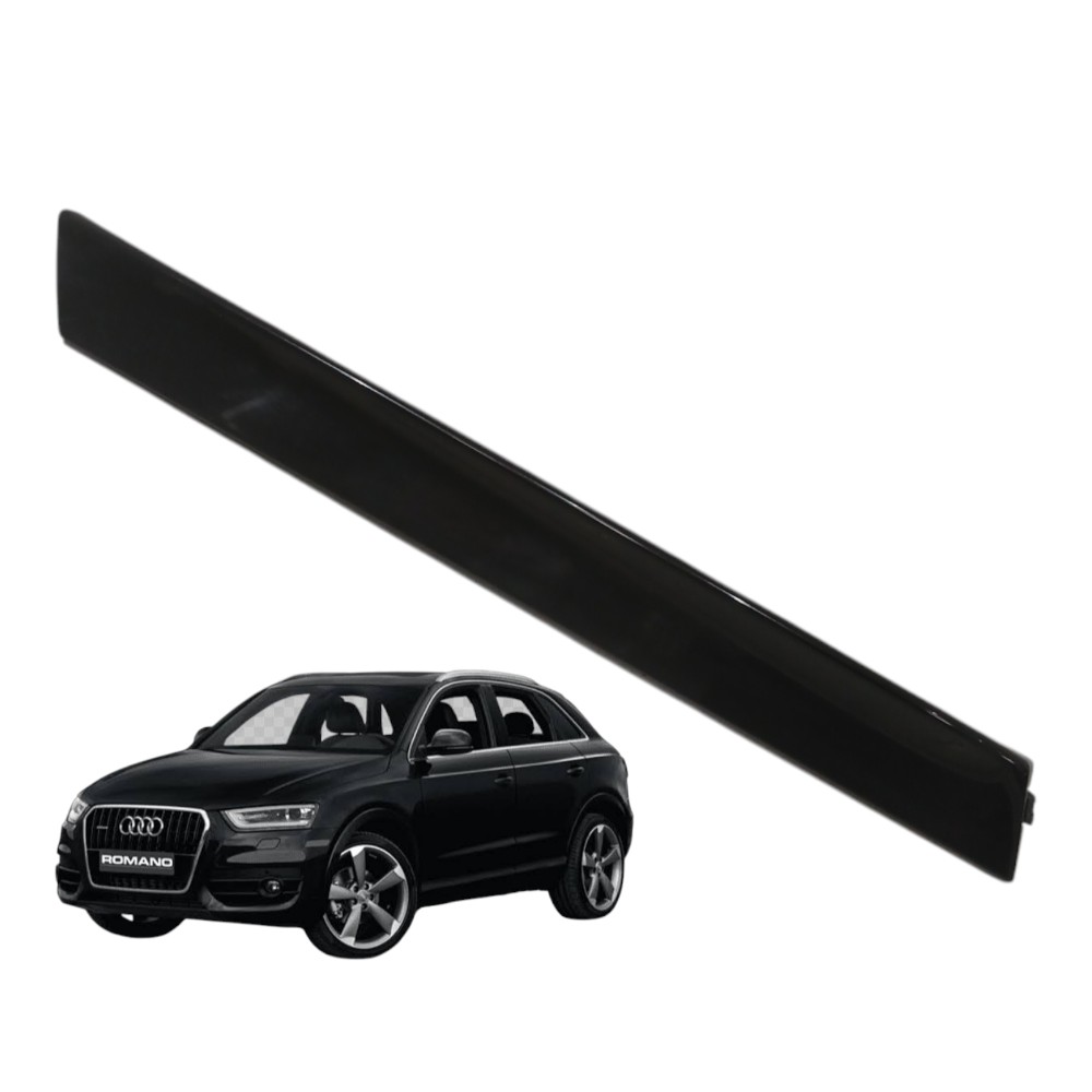 Acabamento Direito Tampa Traseira Audi Q3 2.0 Turbo 2014 Preto 1