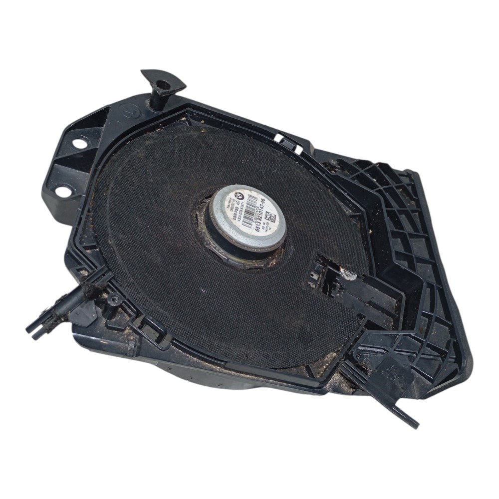 Alto Falante Subwoofer Esquerdo Bmw 118i 320i 1.6 2013 F20 3