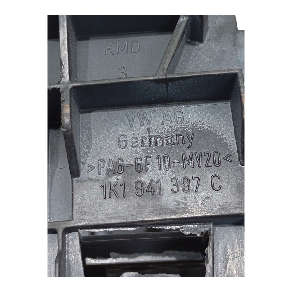 Suporte Caixa De Fusíveis Volkswagen Jetta 2.5 2007 2008 2