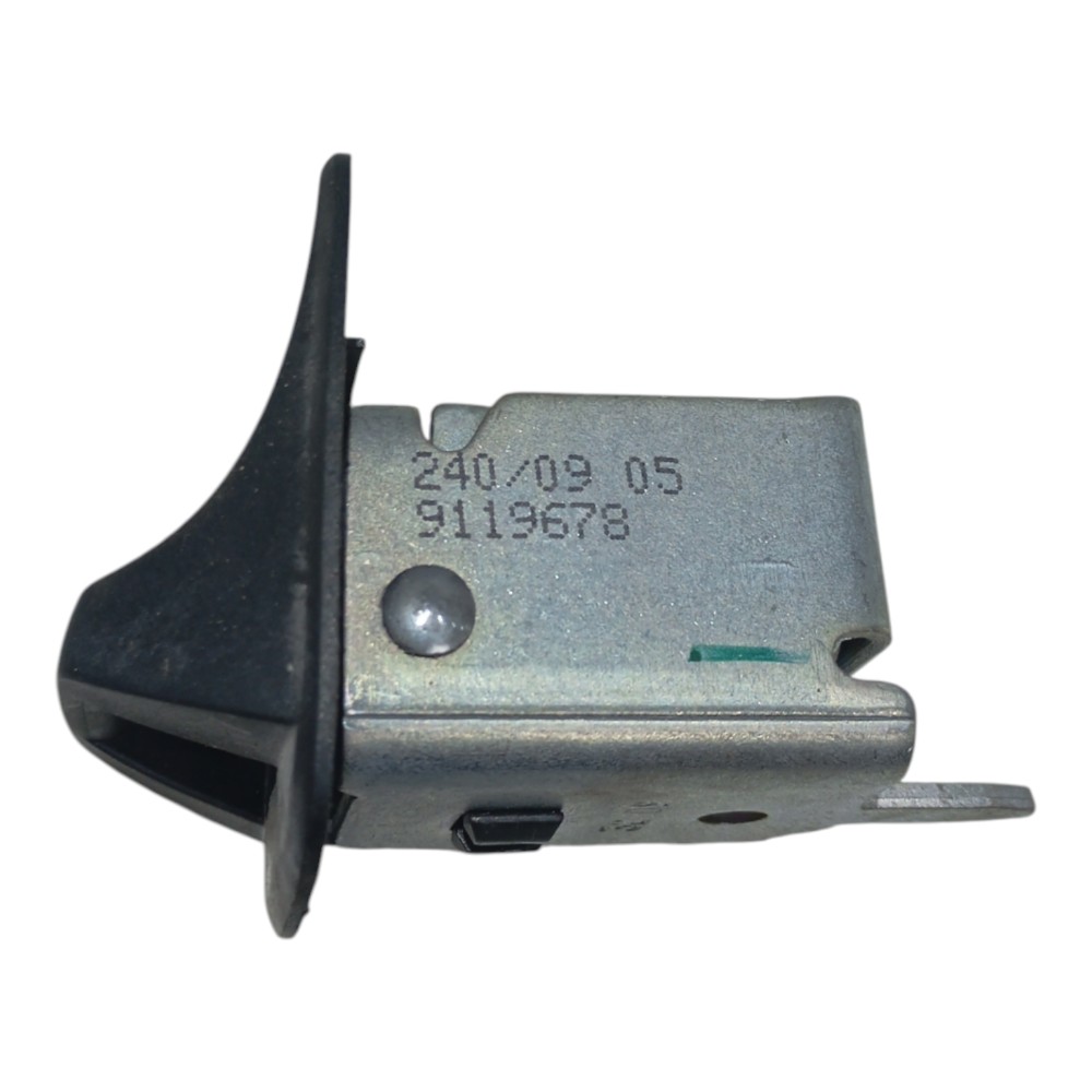 Tampa Suporte Assento Traseiro Direito Bmw 320i 2.0 2010 E90 2