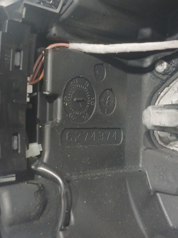 Volante Direção Com Comandos Som Volvo Xc60 2022 2.0 Hibrida 3