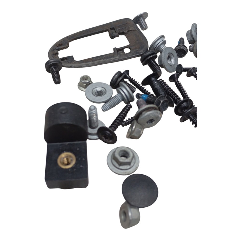 Kit Parafuso Porta Dianteira Esquerda Bmw X1 2.0 Aspira 2011