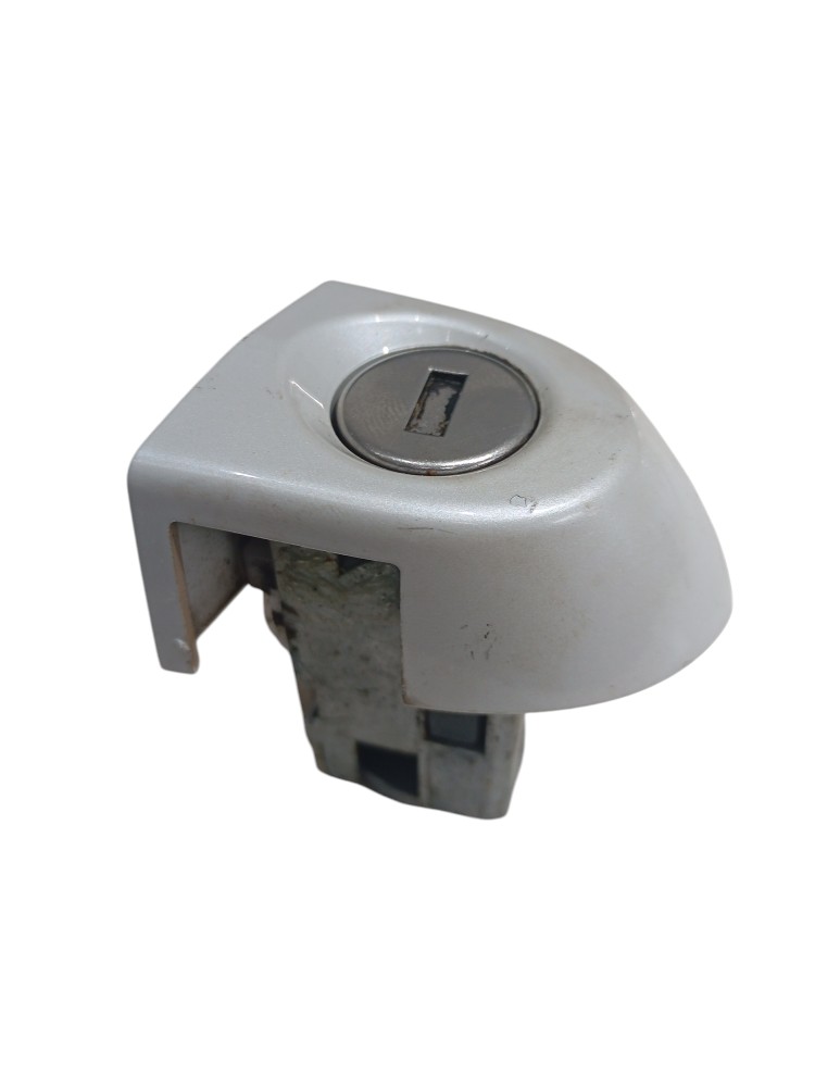 Tranca Da Porta Dianteira Direita Bmw X1 2.0 E84 2014 4