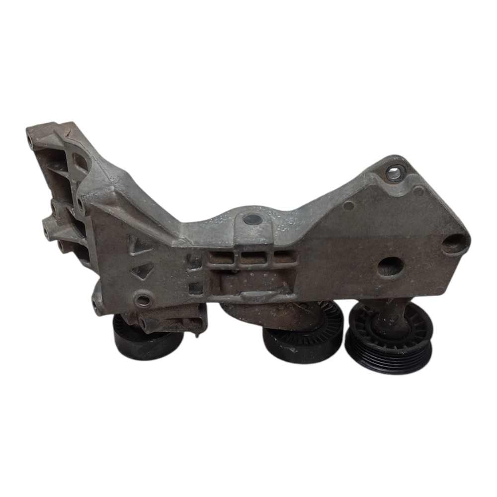Suporte Alternador Motor Mercedes Benz B180 2011 1.7