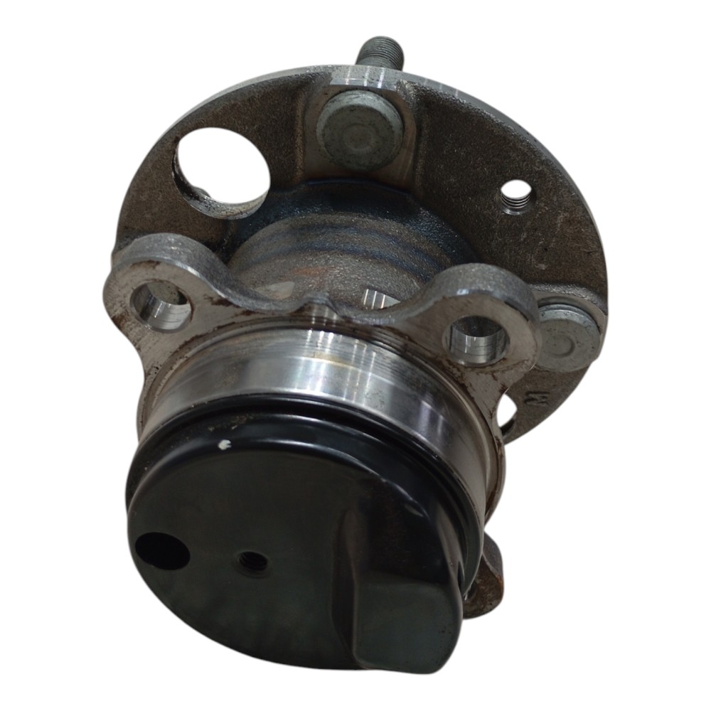 Cubo roda traseira esquerda Nissan kicks 1.6 advance 2024 3