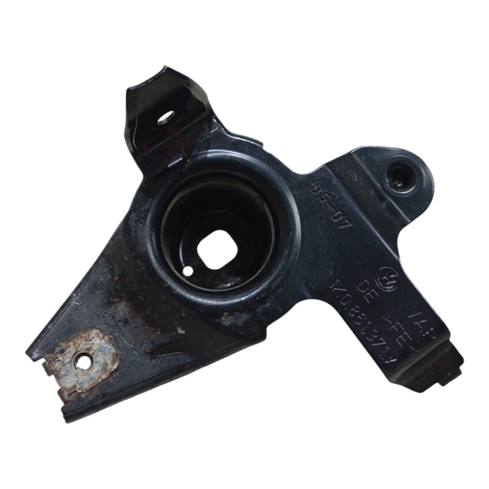 Suporte Montagem Console Central Traseiro Vw Jetta 2.5 2007 5