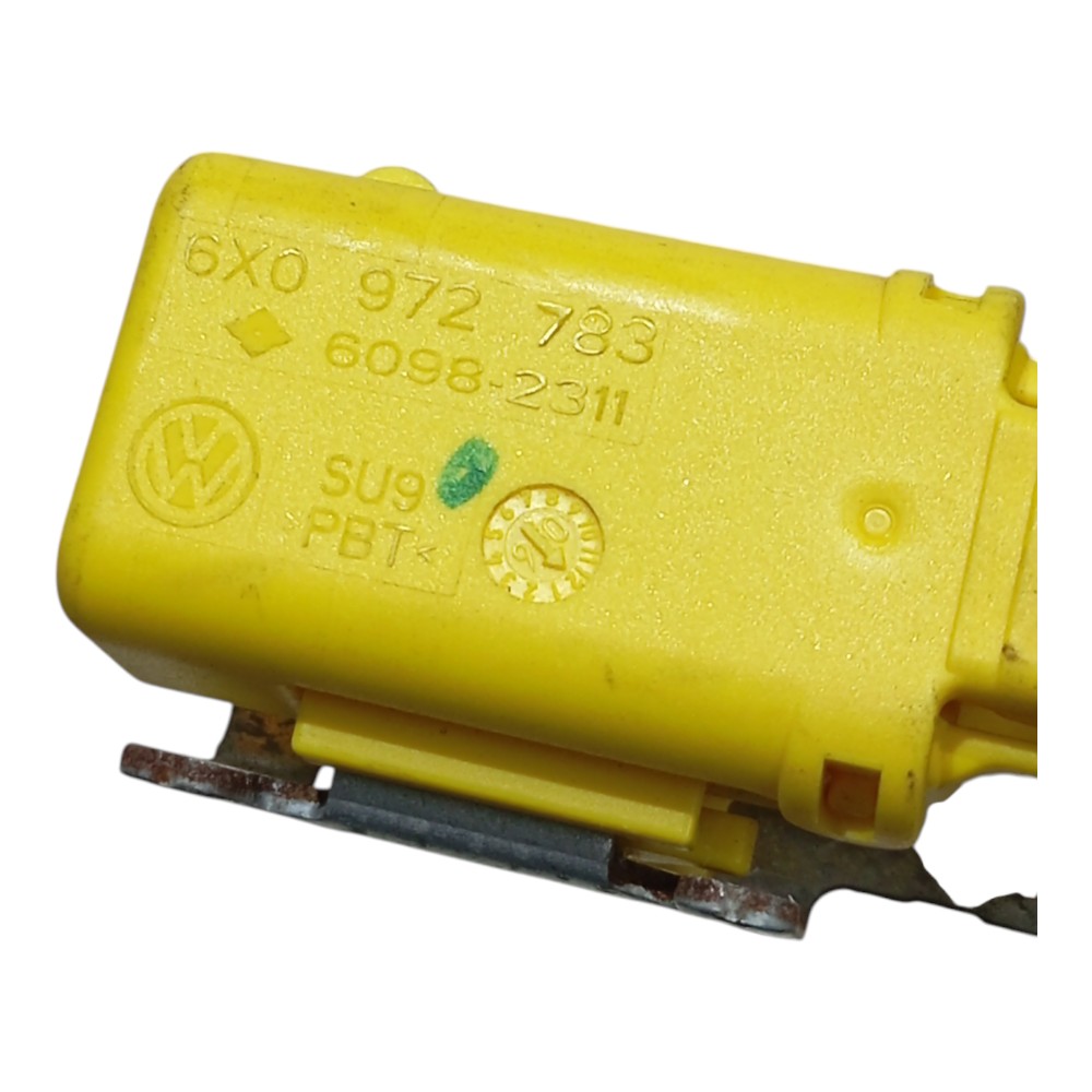 Chicote conector cinto traseiro direito Vw jetta 2.5 2007 4