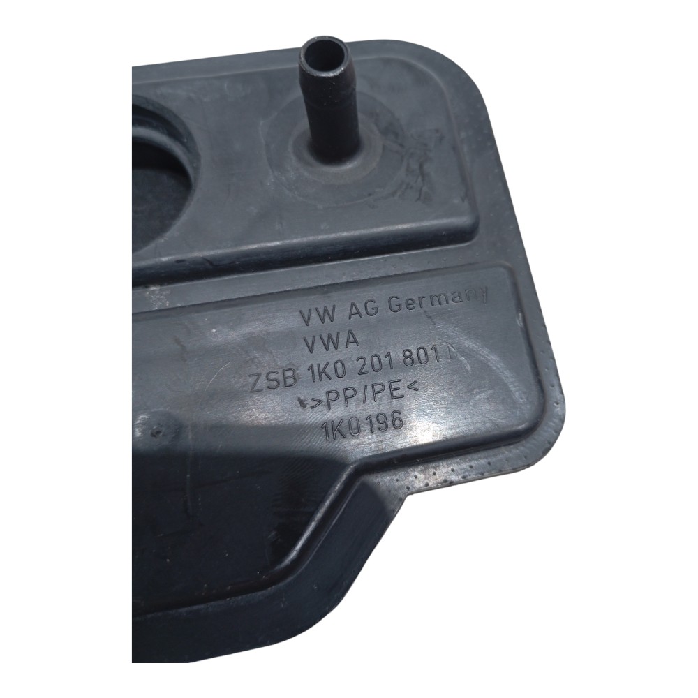 Filtro Canister Volkswagen Jetta 2.5 2007 2008 1k0201801 2