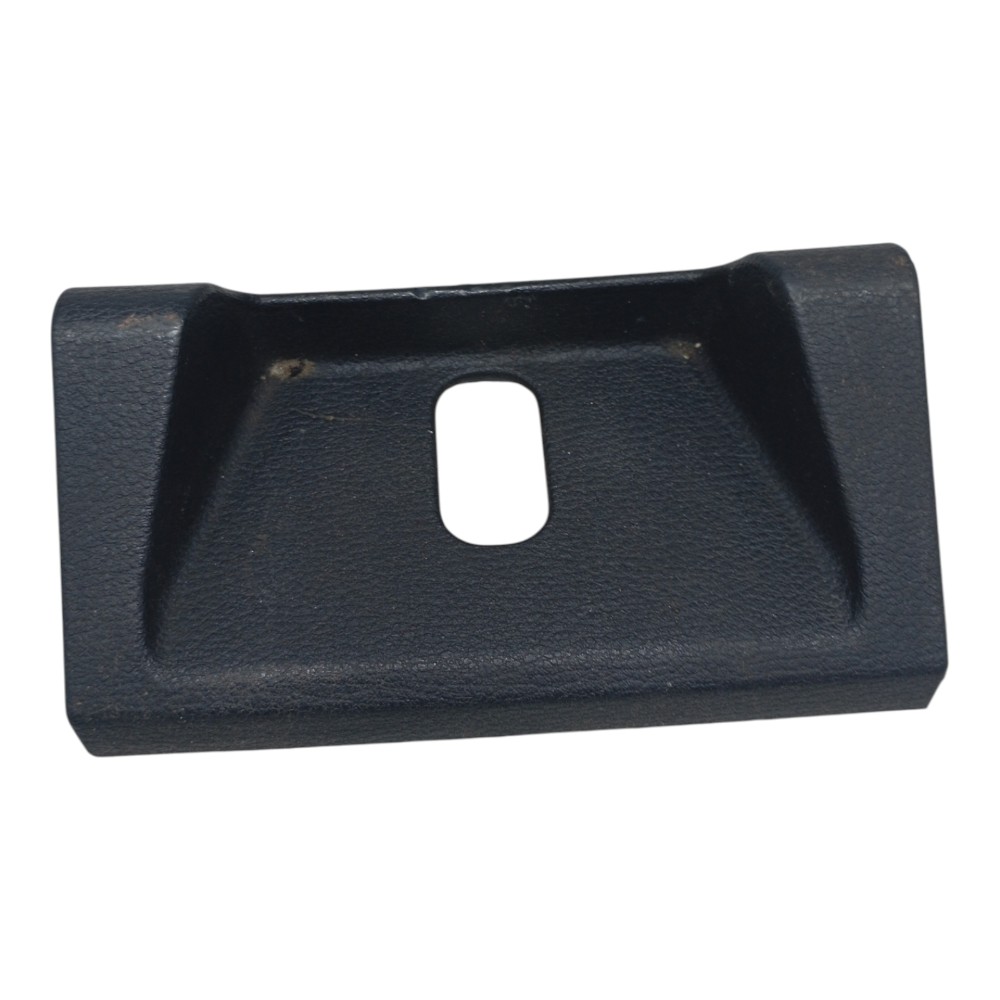 Acabamento Batente Porta Mala Tras Bmw X1 2.0 Asp 2011