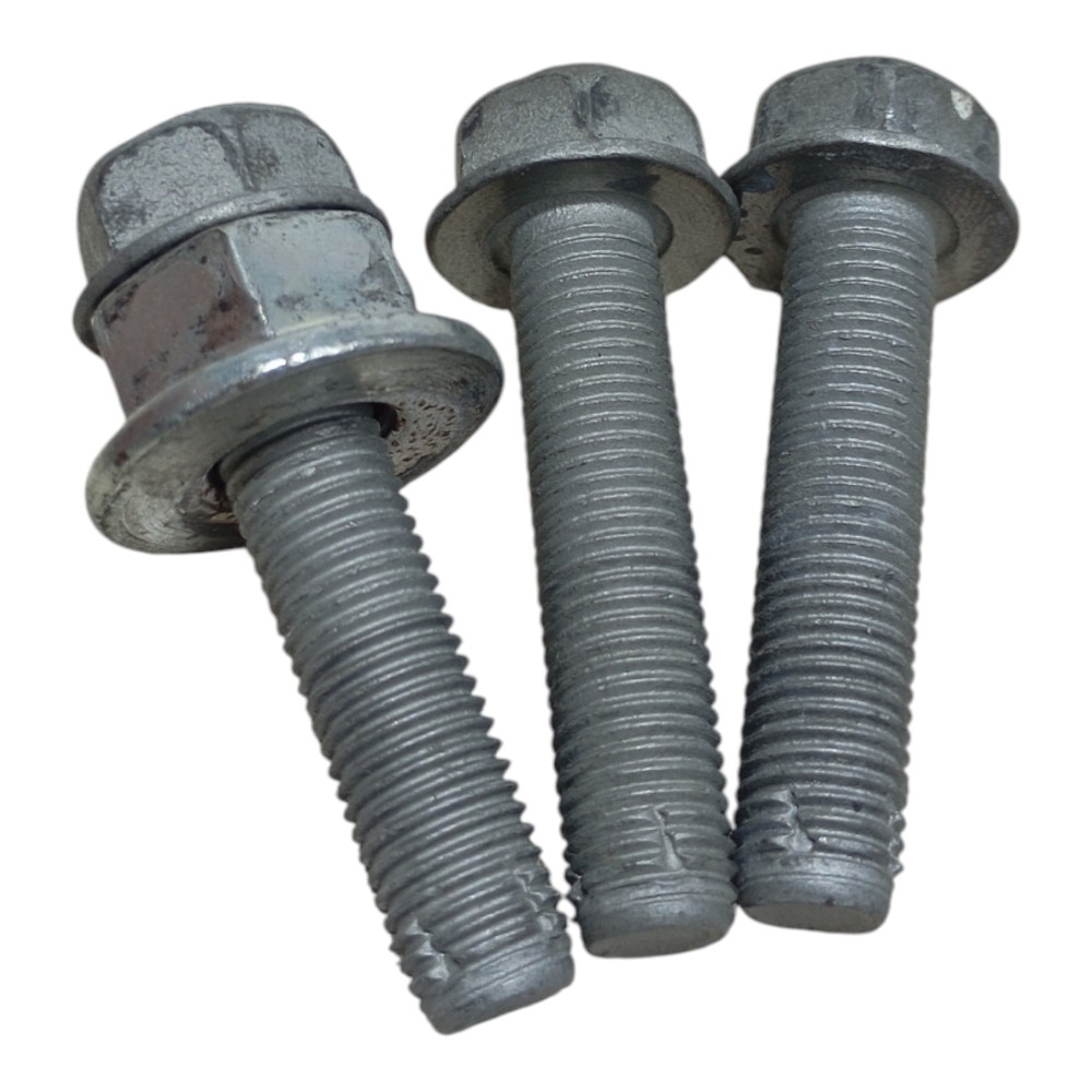 Kit jogo parafuso agregado dianteiro Nissan kicks 1.6 2024 3
