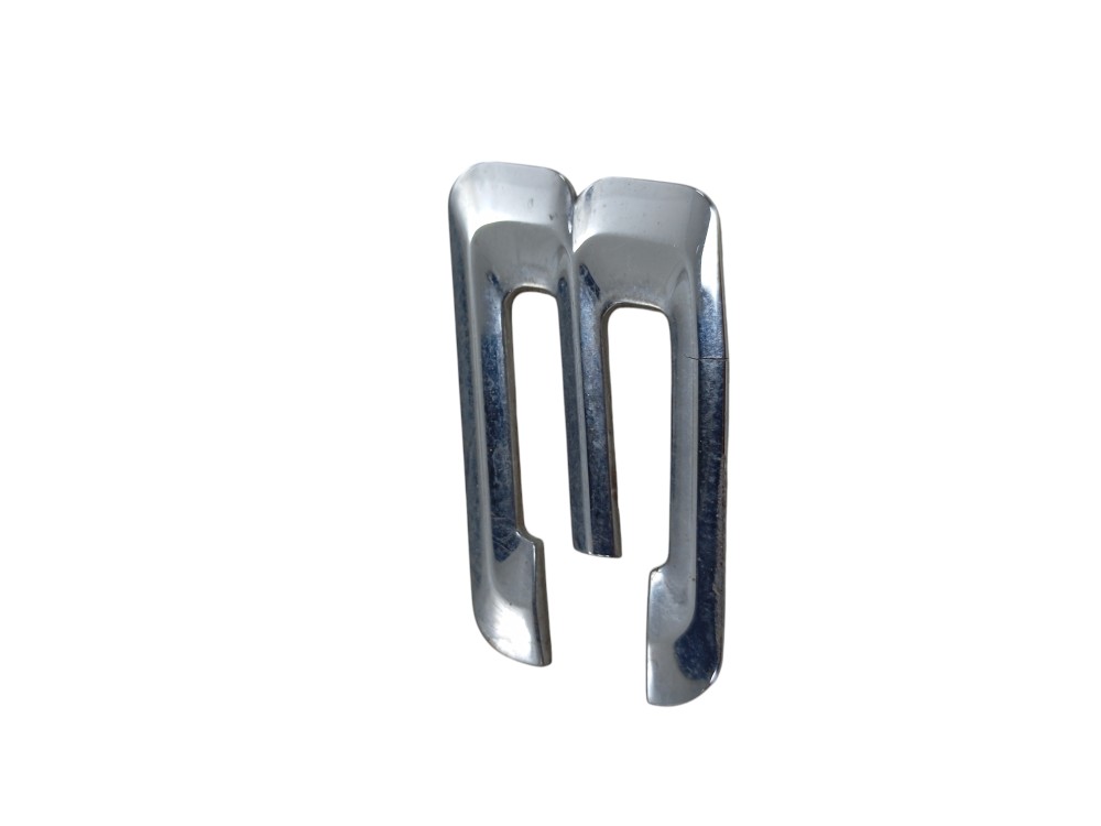 Letreiro Tampa Traseira Porta Malas Bmw 323i 2.5 2000 2003 Prata 6