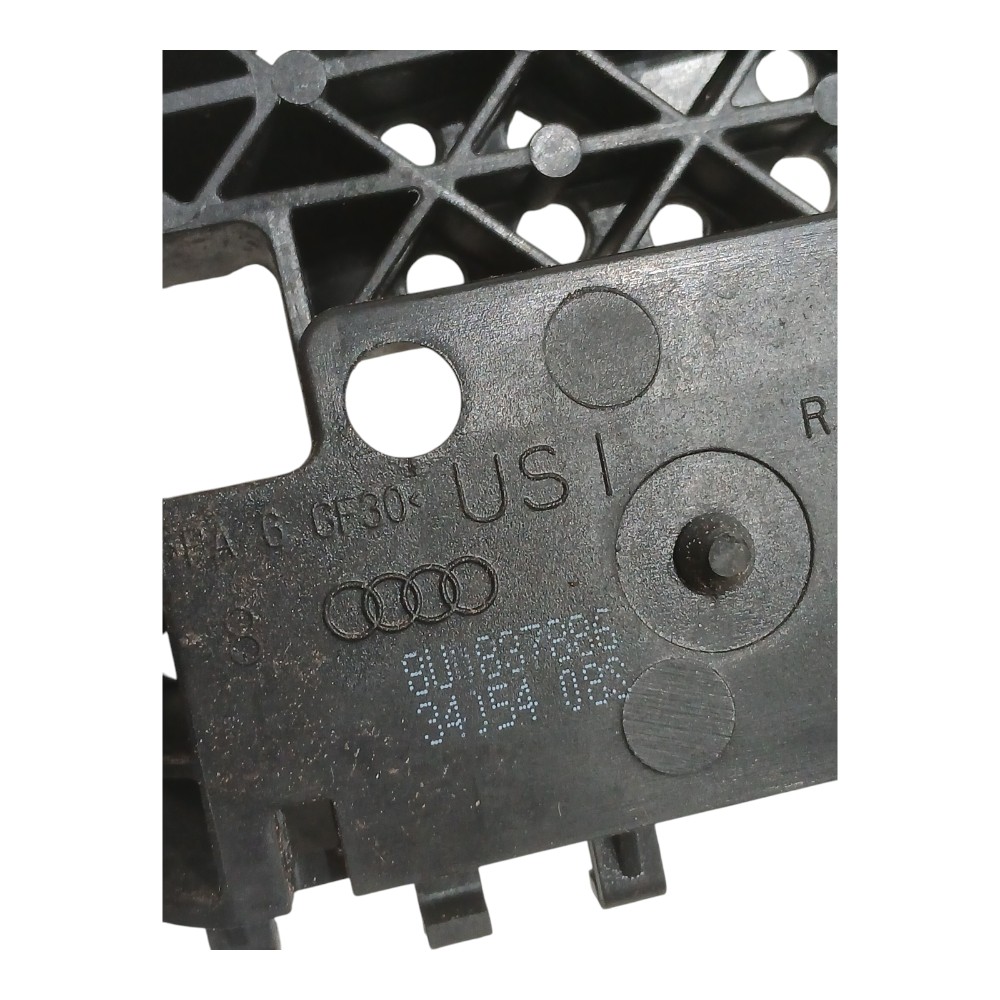 Suporte Maçaneta Externa Dianteira Direita Audi Q3 2.0 2014 Preto Dianteira 2