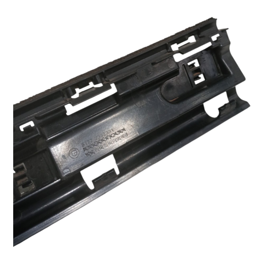 Guia Suporte Spoiler Esquerdo Bmw X1 2.0 2016 2017 2018 2019 4