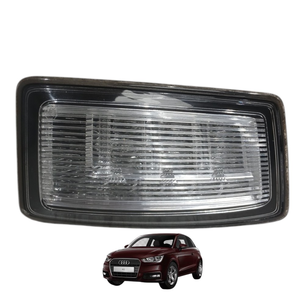 Luz Cortesia Direita Porta Malas Audi A1 1.4 2013 8×0945096 1