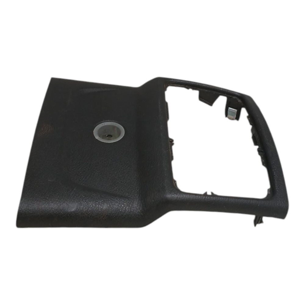 Moldura Difusor Acendedor Console Traseiro Bmw X1 2.0 2017 Preto 5