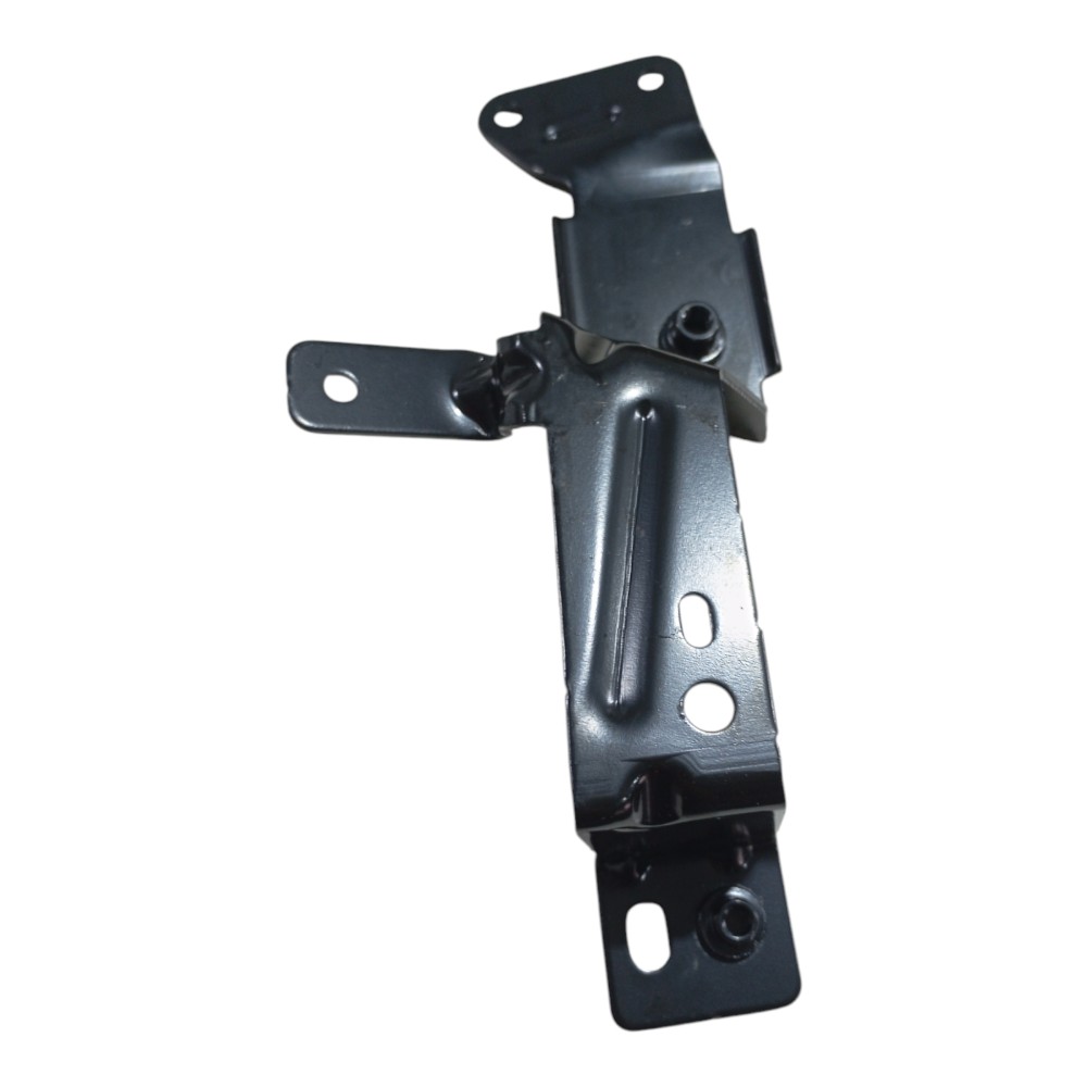 Suporte De Fixação Do Paralama Esquerdo Volvo Xc60 2.0 2022 3