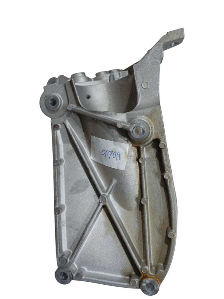 Suporte Compressor Ar Volvo Xc60 2.0 T Recharge T8 Awd 2022 6