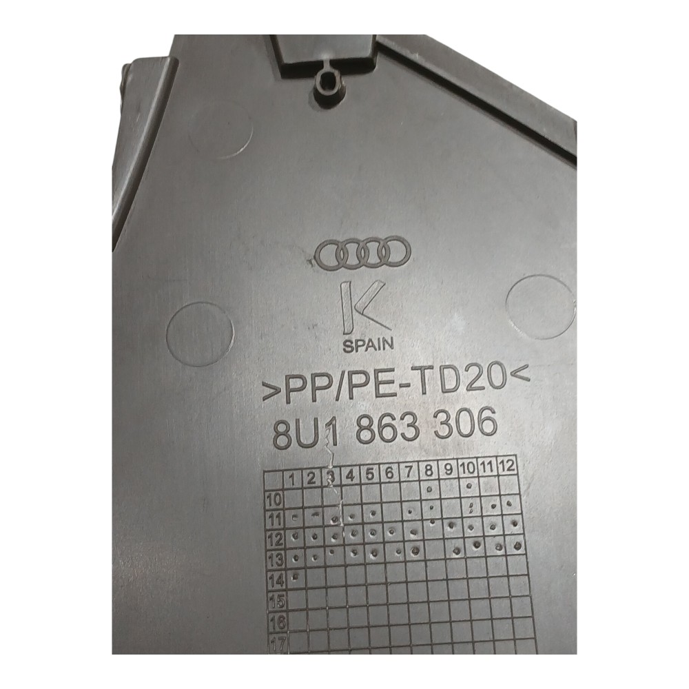 Acabamento Lateral Direito Console Central Audi Q3 2.0 2014 Marrom 2