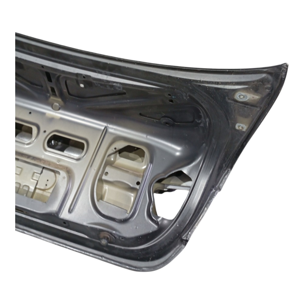 Tampa Traseira Porta Malas Bmw 320i 2.0 E90 2009 2010 2011 Preto 4