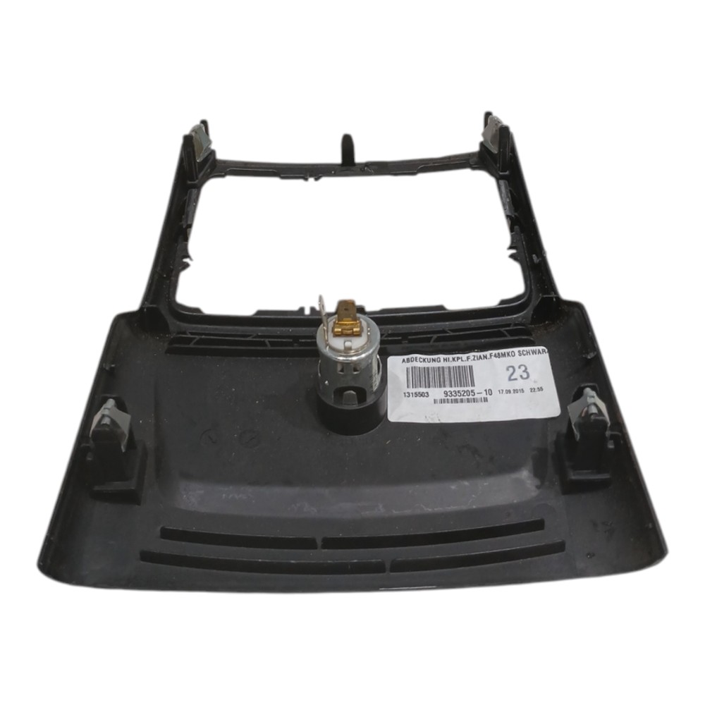Moldura Difusor Acendedor Console Traseiro Bmw X1 2.0 2017 Preto 4