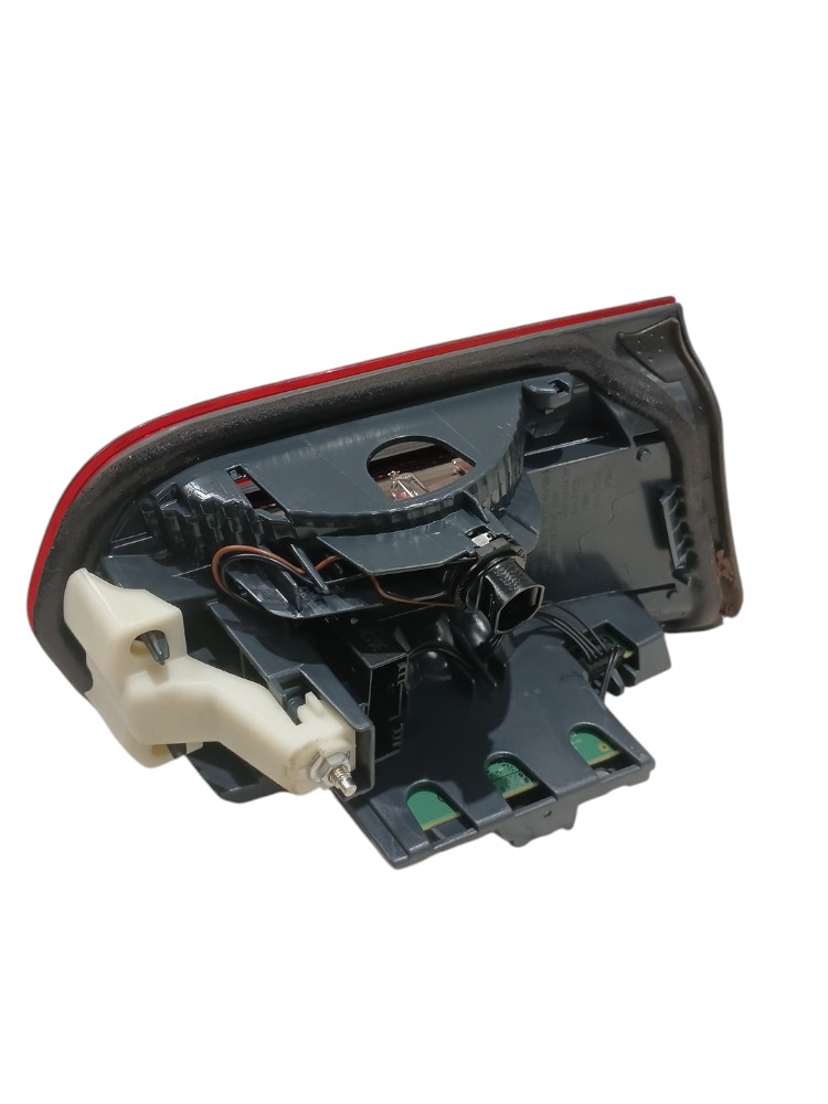 Lanterna Tampa Traseira Direita Bmw 320i 2.0 2017 2018 F30 6