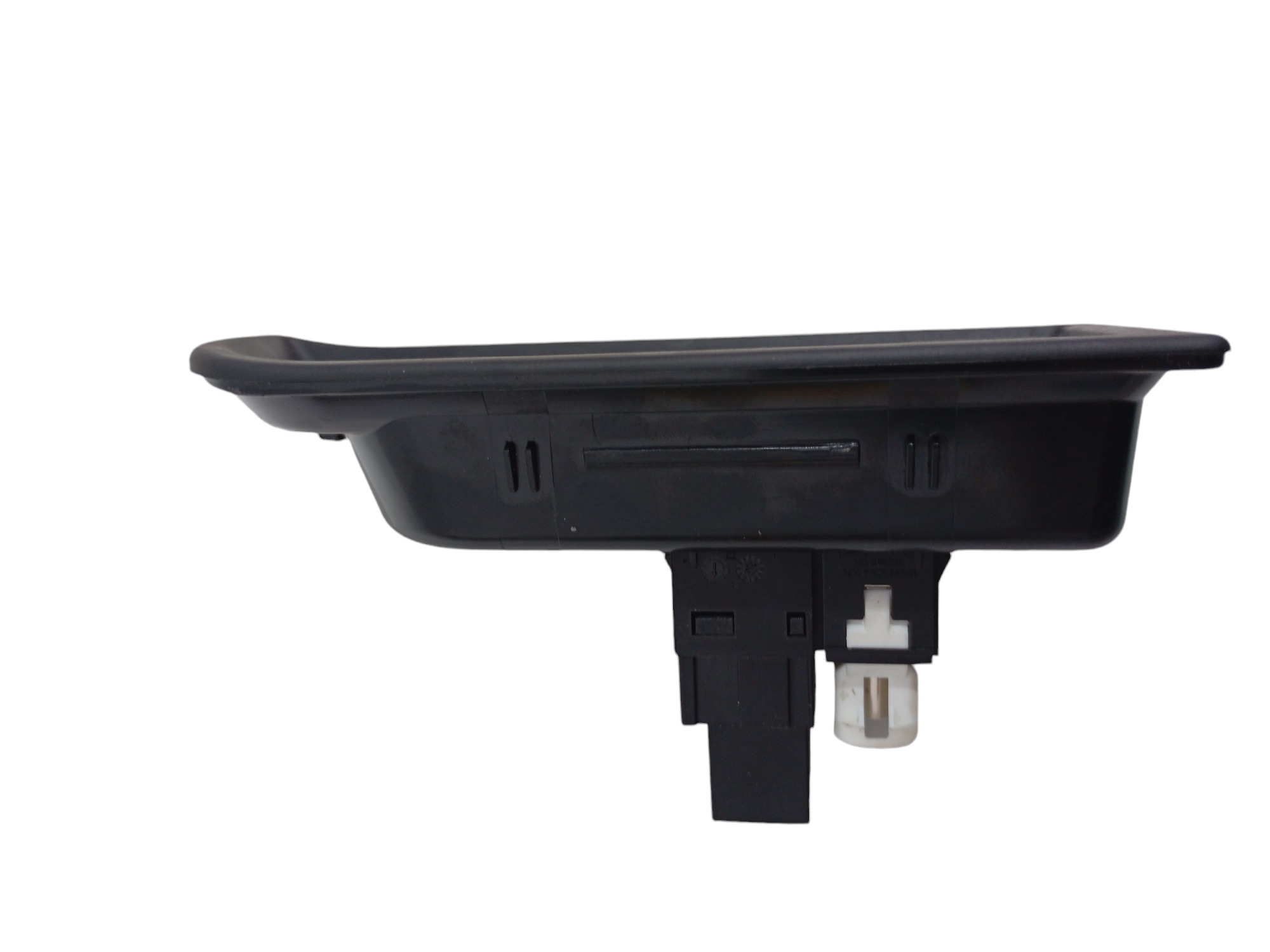 Moldura Entrada Usb/Auxiliar BMW 320i 2015 Cod-105026812 2
