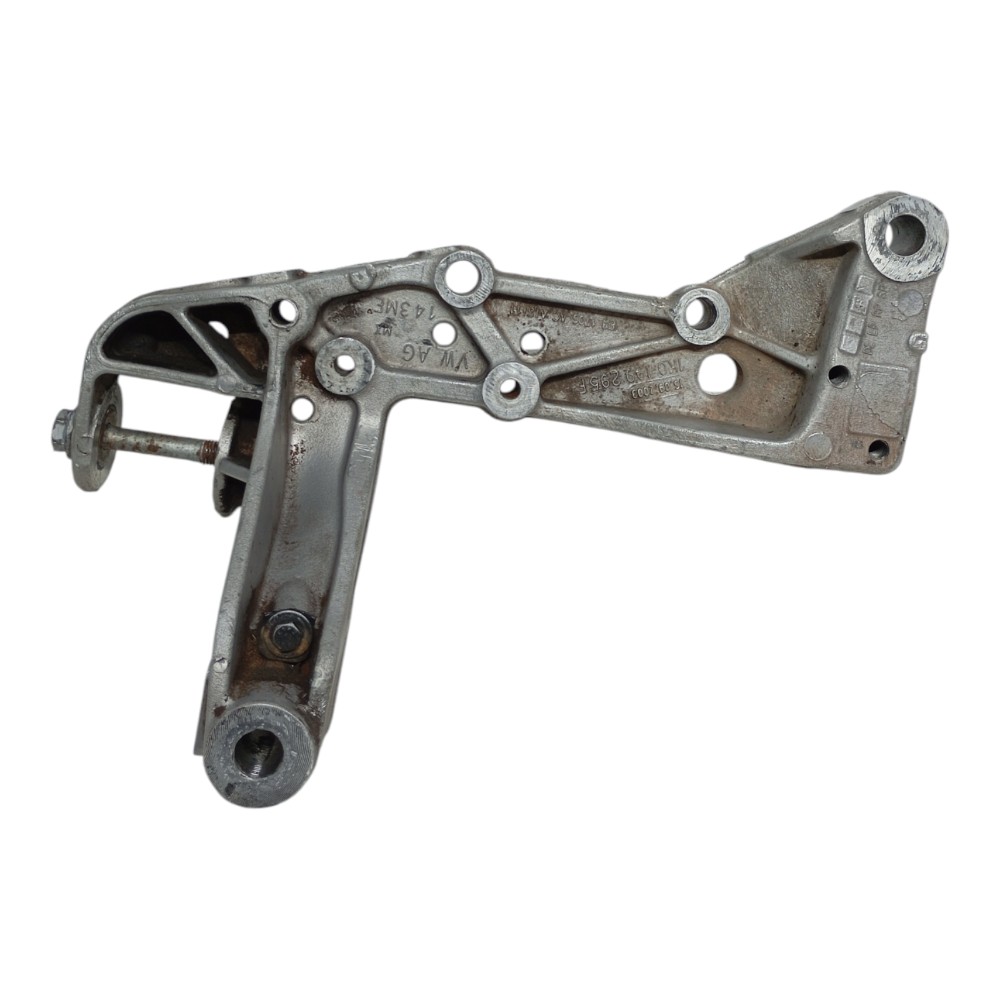 Suporte balança dianteira esquerda Volkswagen Jetta 2.5 2007 6