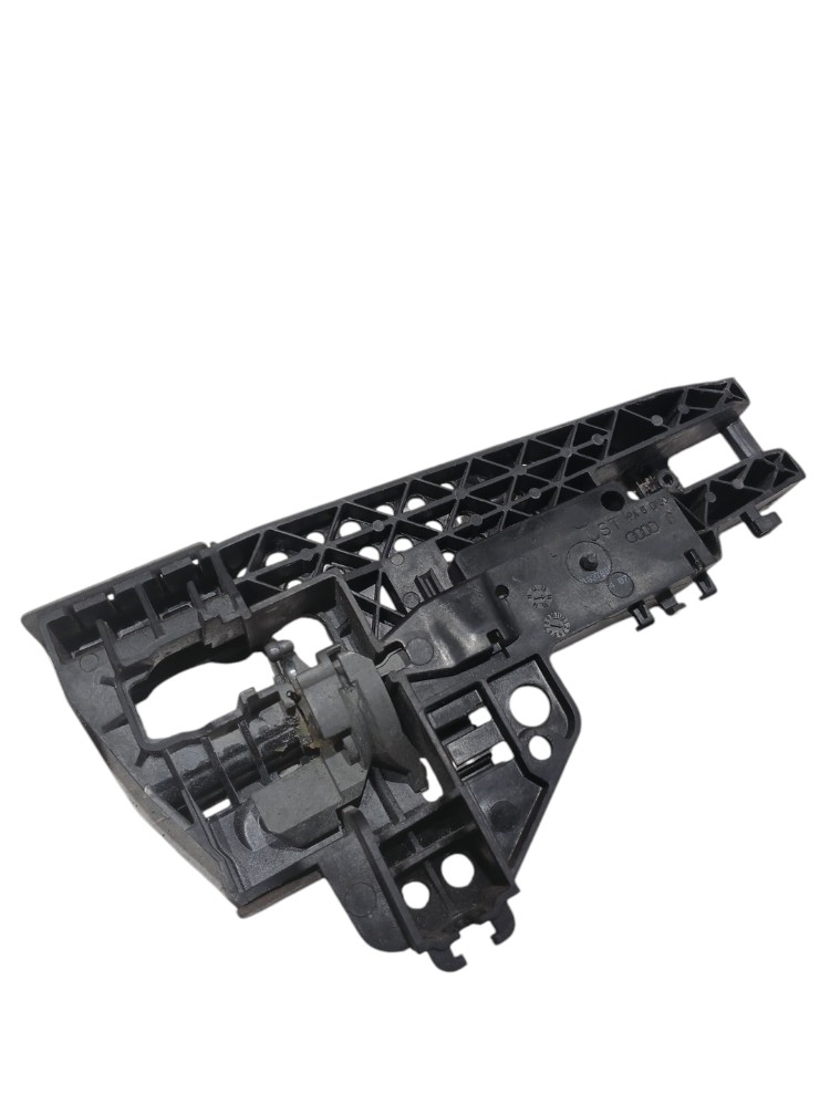 Suporte Maçaneta Externa Dianteira Esquerda Audi Q3 2.0 2014 Preto 3