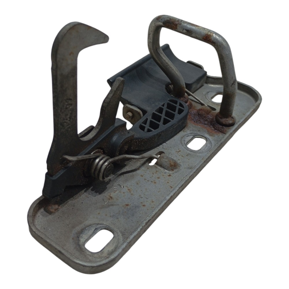 Trava Fechadura Capô Volkswagen Jetta 2.5 2007 2008 2009 7