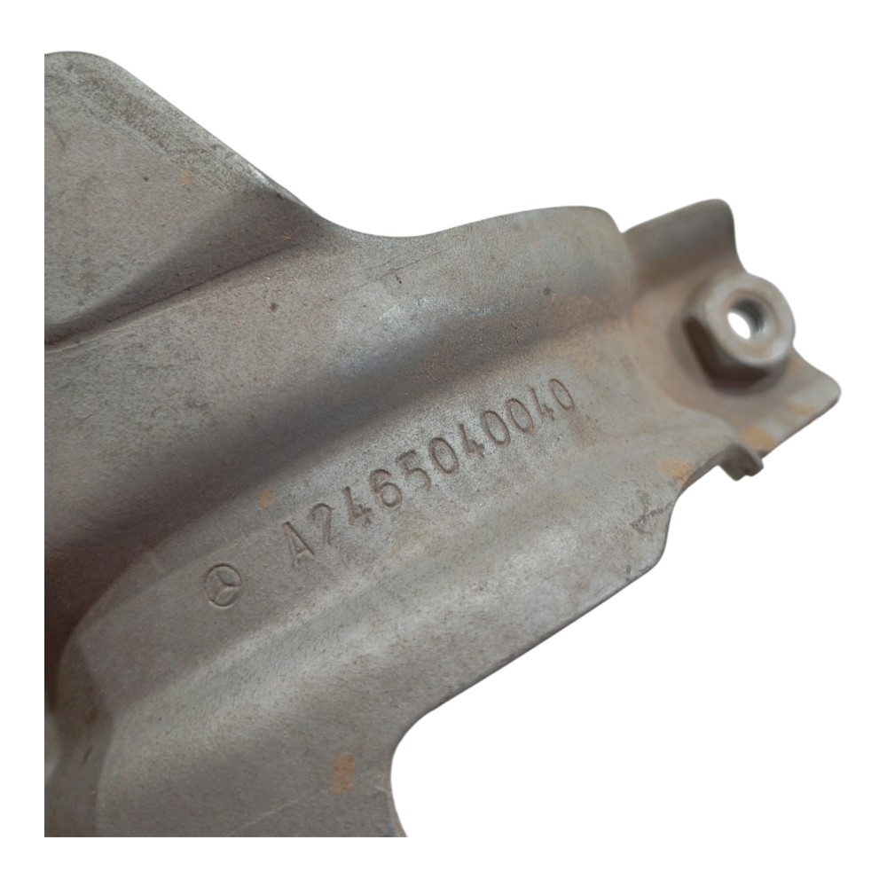 Suporte Bomba Água Mercedes Benz A250 1.6 2015 A2465040040 2