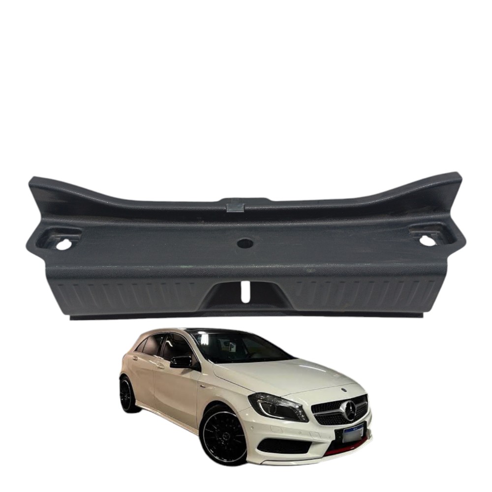 Soleira Porta Malas Mercedes Benz A250 2.0 Turbo Sport 2015 Preto 1