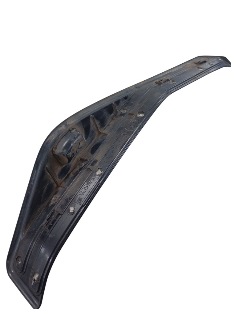 Soleira Porta Traseira Direita Bmw 323i 2.5 E46  1999 2000 7
