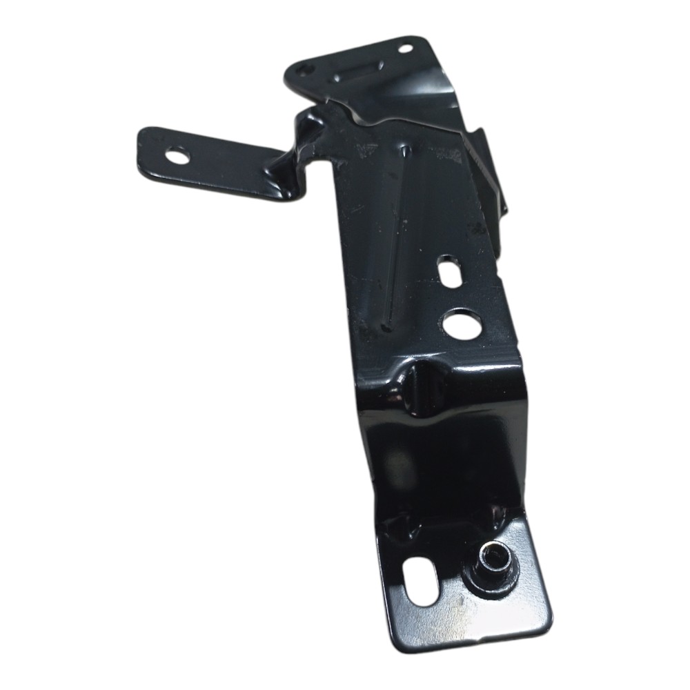 Suporte De Fixação Do Paralama Esquerdo Volvo Xc60 2.0 2022 4