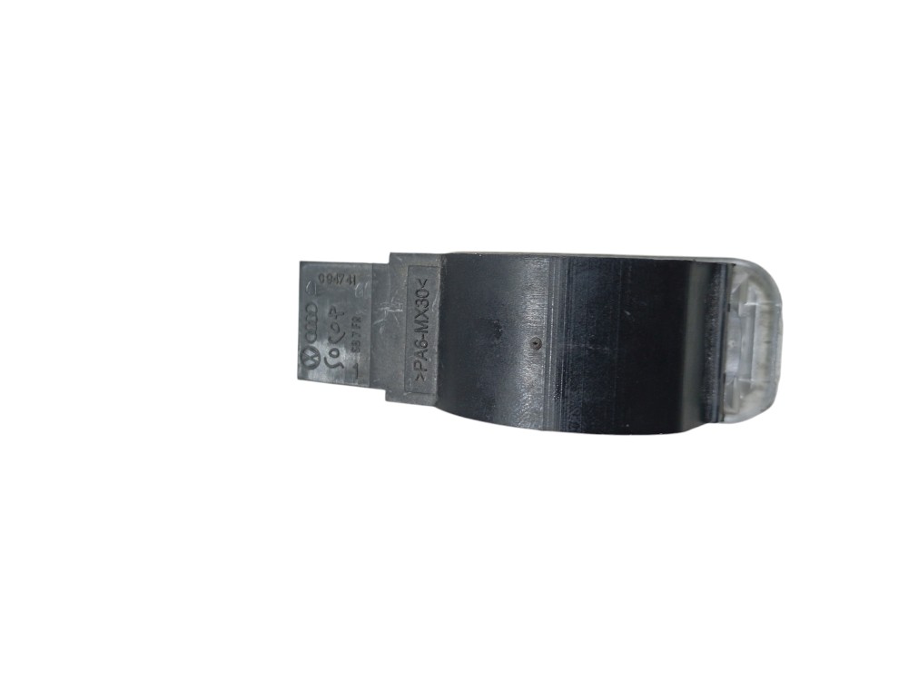 Luz Cortesia Porta Malas Audi Q5 2.0 Turbo 2010 Cod 094741 6