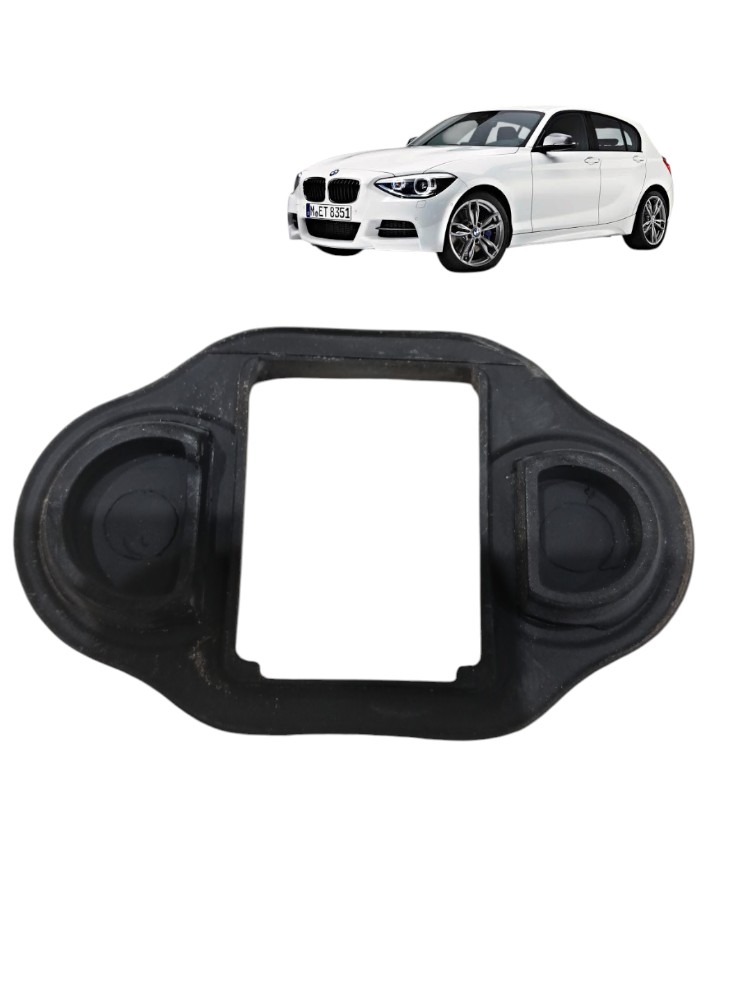 Capa Limitador Traseira Esq Bmw M135i 3.0 2014 7241199