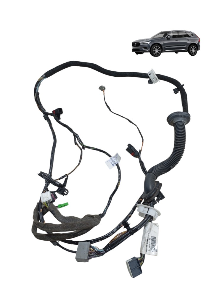 Chicote Tampa Traseira Volvo Xc60 2.0 Recharge T8 Awd 2022