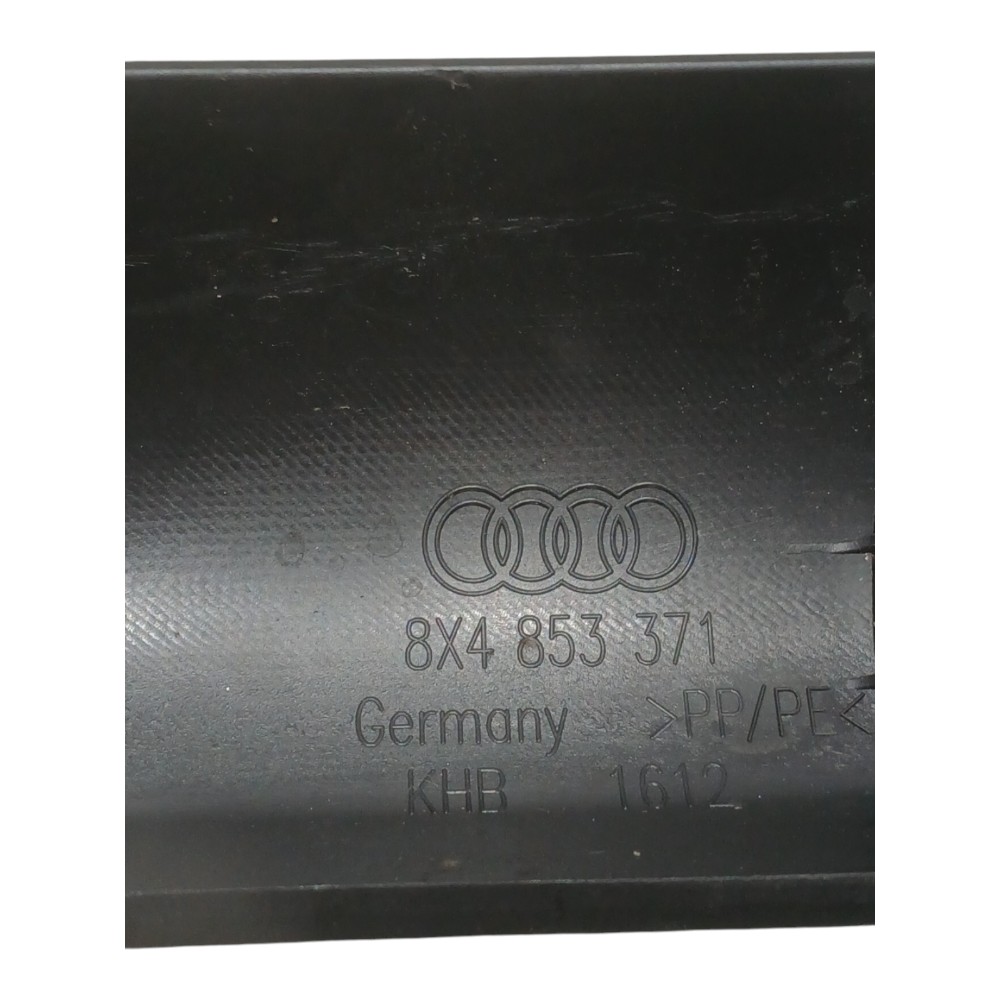 Soleira Central Esquerda Audi A1 1.4 Tfsi 2013 8×4853371 Preto 2