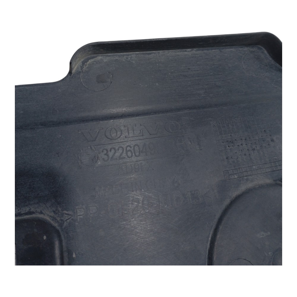 Protetor Assoalho Direito Volvo Xc60 2.0 Recharge T8 2022 2