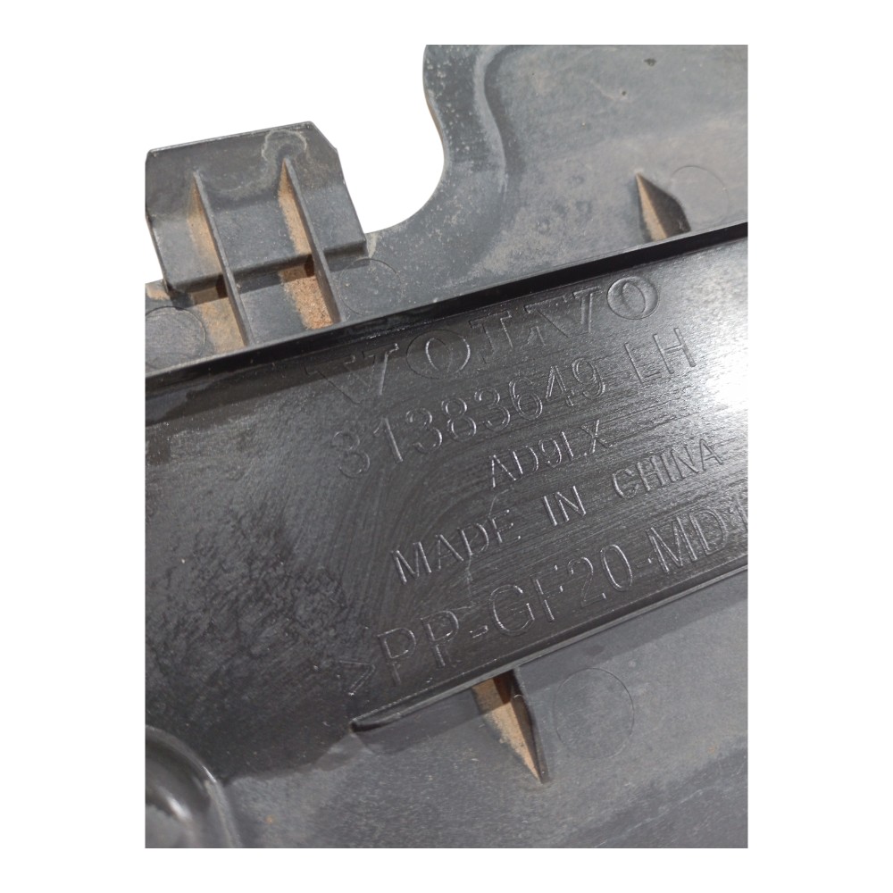 Protetor Assoalho Dianteiro Esquerdo Volvo Xc60 2.0 T8 2022 2
