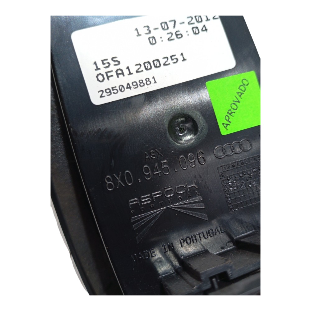 Luz Cortesia Direita Porta Malas Audi A1 1.4 Tfsi 2012 2013 2
