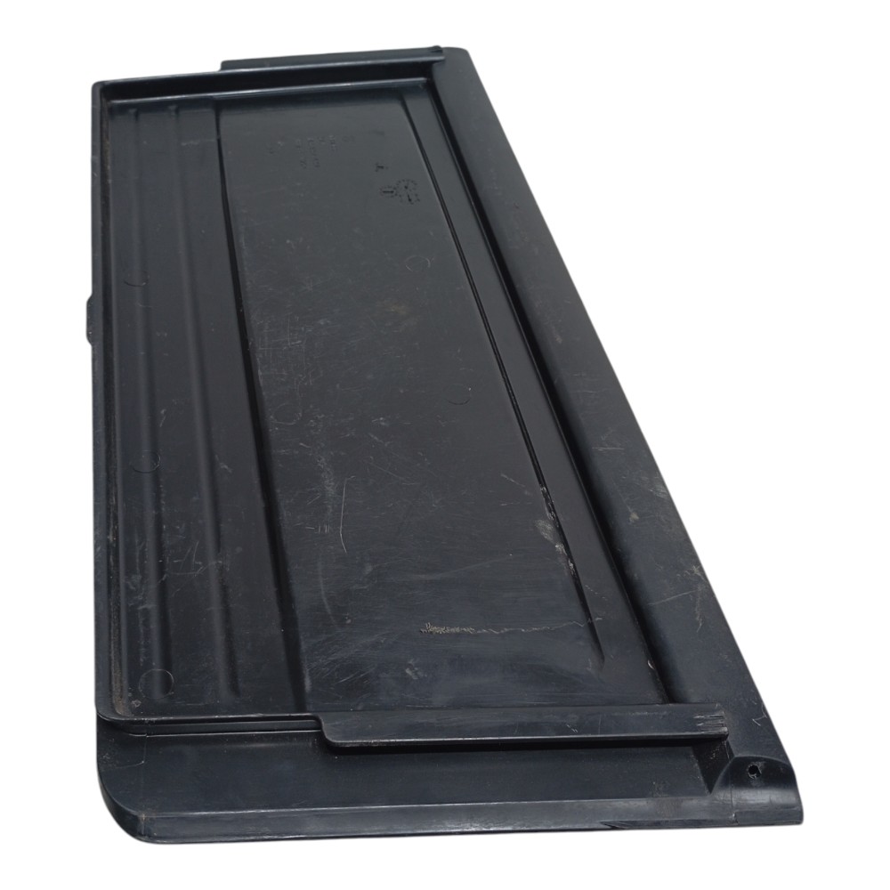 Tampa Lateral Direita Porta Malas Volkswagen Jetta 2.5 2007 4