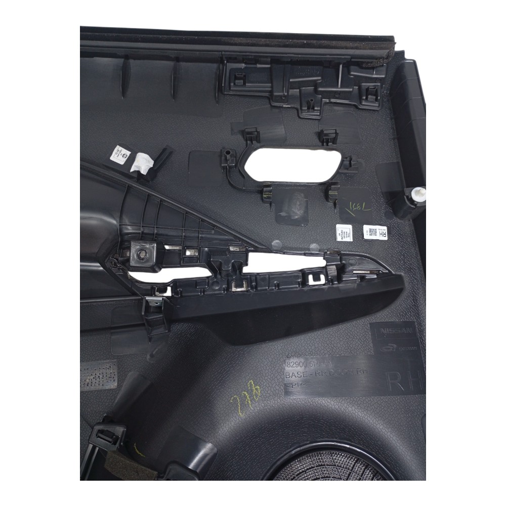 Forro porta traseira direita nissan kicks 1.6 2024 3